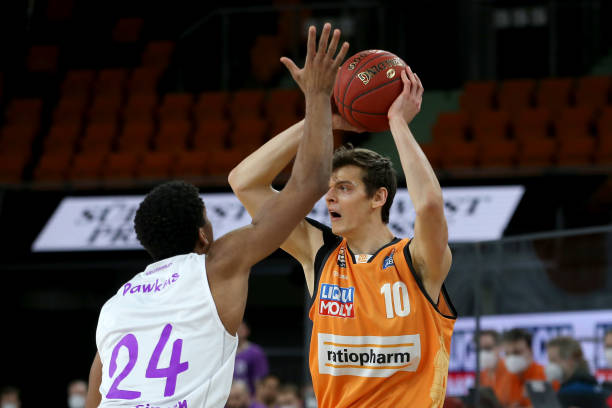 静观其变 静观其变